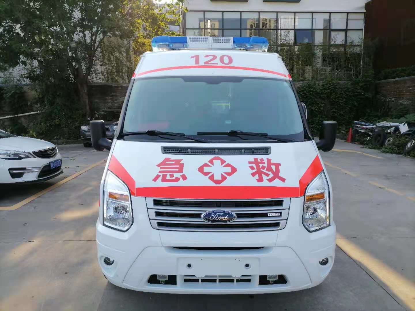 达日县妇婴监护型护送
